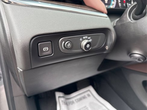 Used 2018 Buick Enclave Avenir image 42