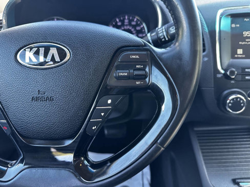 Used 2017 Kia Forte S w/ S Technology Package image 26