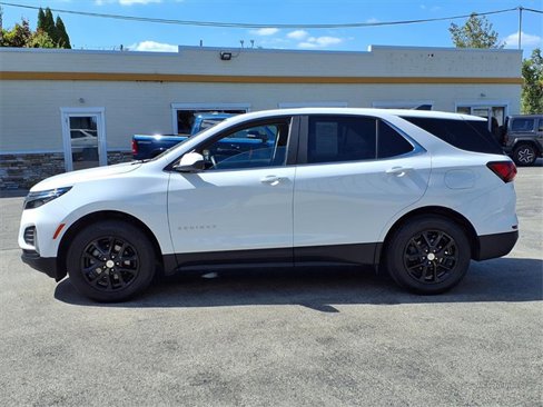 Used 2023 Chevrolet Equinox LT image 4