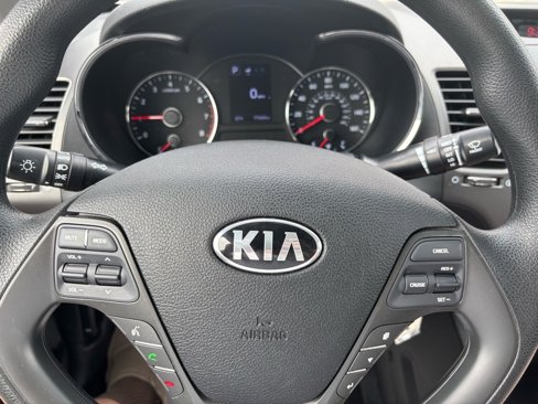 Used 2018 Kia Forte LX w/ LX Rear Camera Package image 26