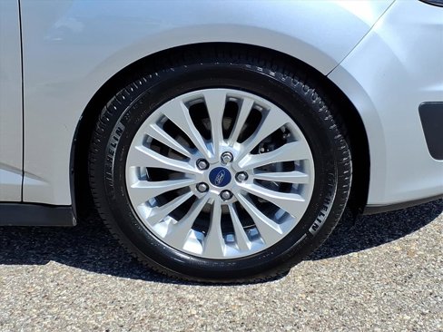 Certified 2018 Ford C-MAX SE w/ Equipment Group 201A image 10