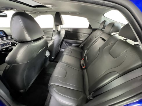 Used 2023 Hyundai Elantra Limited image 25