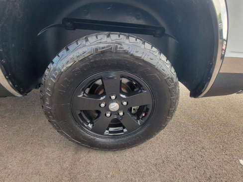 Used 2011 RAM 1500 Classic SLT image 9