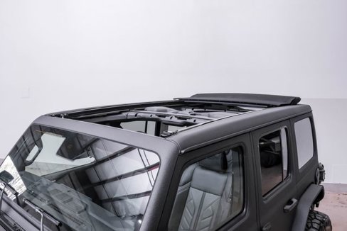 Used 2024 Jeep Wrangler Unlimited Sport image 2