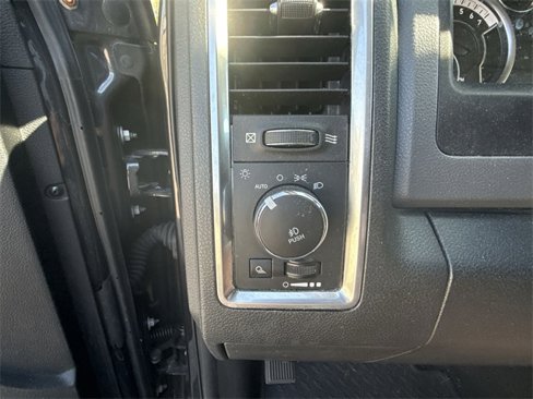 Used 2018 RAM 1500 Big Horn image 16