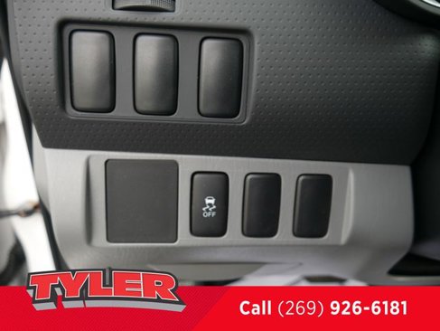 Used 2013 Toyota Tacoma 2WD Regular Cab image 19