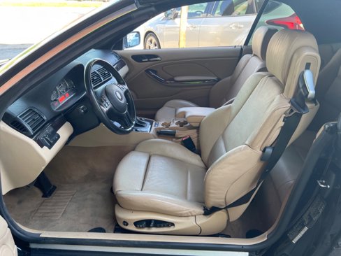 Used 2004 BMW 330Ci Convertible image 9