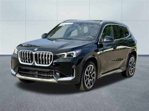 Certified 2025 BMW X1 xDrive28i w/ Technology Package image 10