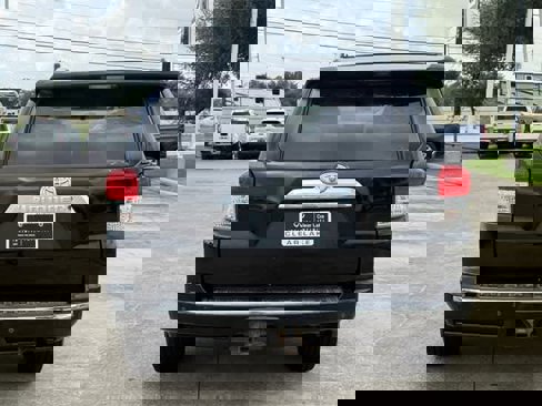 Used 2011 Toyota 4Runner Limited image 4