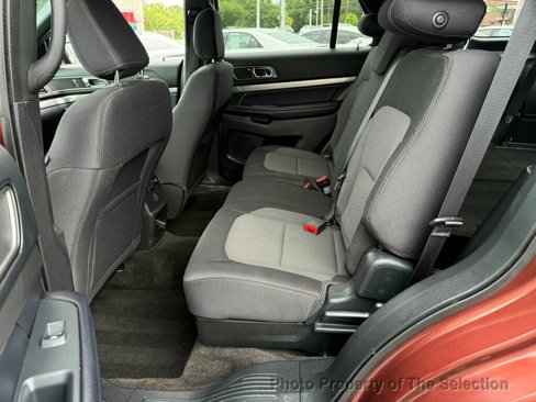 Used 2018 Ford Explorer XLT w/ Equipment Group 201A image 35