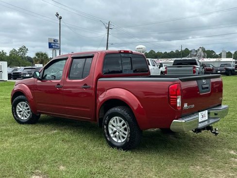 Used 2018 Nissan Frontier SV image 8