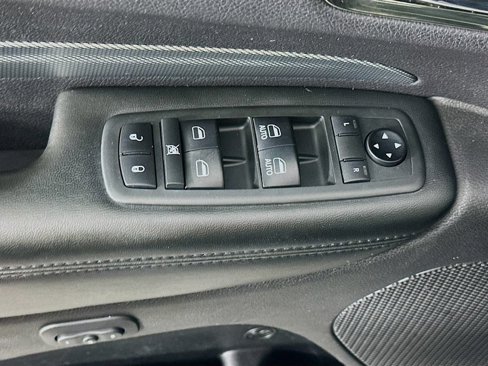 Used 2018 Dodge Durango GT image 23