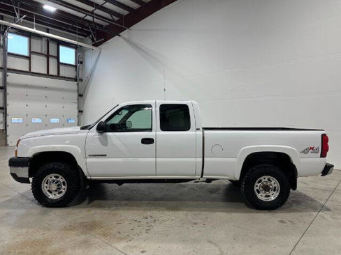 Used 2005 Chevrolet Silverado 2500 LS image 12