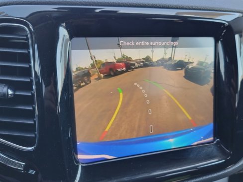 Used 2021 Jeep Compass Limited image 12