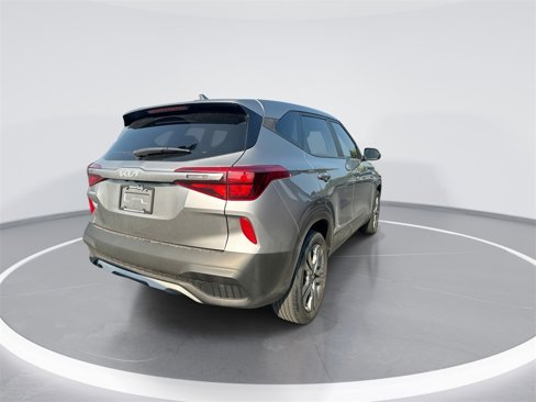Used 2022 Kia Seltos LX image 8