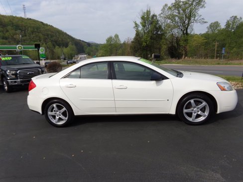 Used 2008 Pontiac G6 Sedan w/ Sport Package image 3
