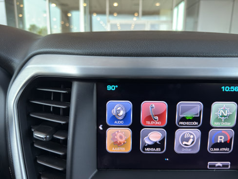 Used 2019 GMC Acadia SLT image 31