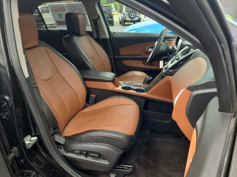 Used 2016 Chevrolet Equinox LTZ w/ Enhanced Convenience Package image 12
