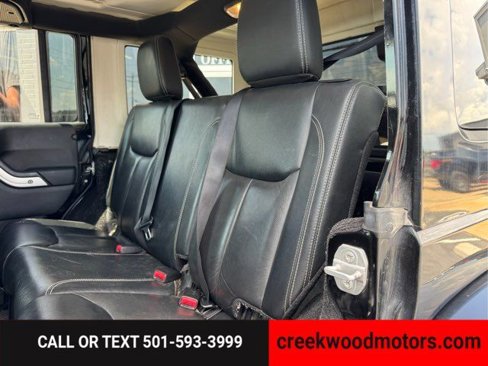 Used 2015 Jeep Wrangler Unlimited Sahara w/ Max Tow Package image 9