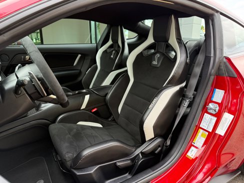 Used 2022 Ford Mustang Shelby GT500 w/ Technology Package image 21