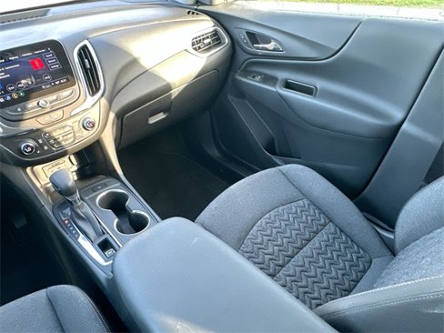 Used 2022 Chevrolet Equinox LT image 16