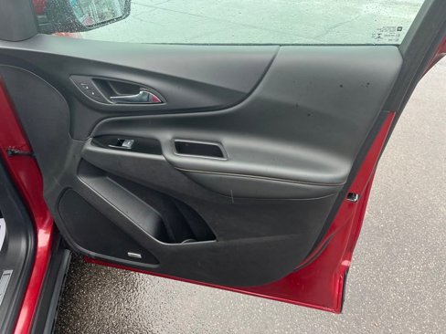 Used 2022 Chevrolet Equinox Premier image 30