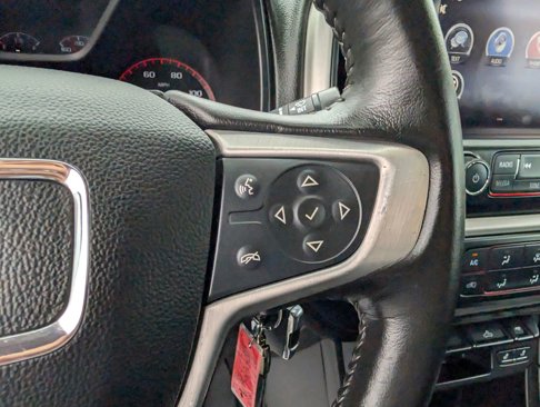 Used 2015 GMC Canyon SLT image 17