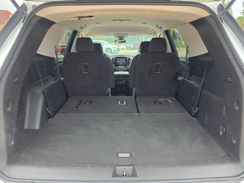 Used 2021 Chevrolet Traverse LT w/ LPO, Cargo Package image 19
