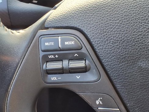 Used 2016 Kia Forte EX w/ EX Premium Package image 12