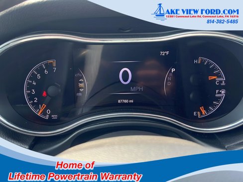 Used 2020 Jeep Grand Cherokee Laredo image 23