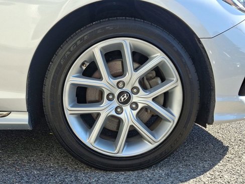 Used 2018 Hyundai Sonata Sport image 8
