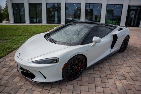 Used 2021 McLaren GT image 8
