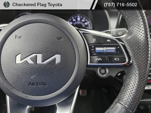 Used 2023 Kia Forte GT-Line image 14