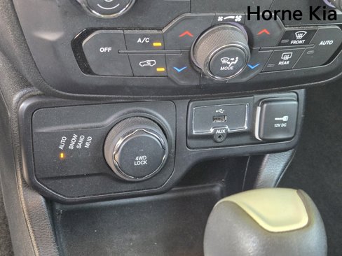 Used 2019 Jeep Renegade Altitude w/ Quick Order Package 2XM image 26