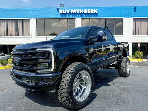 Used 2023 Ford F250 Platinum image 4