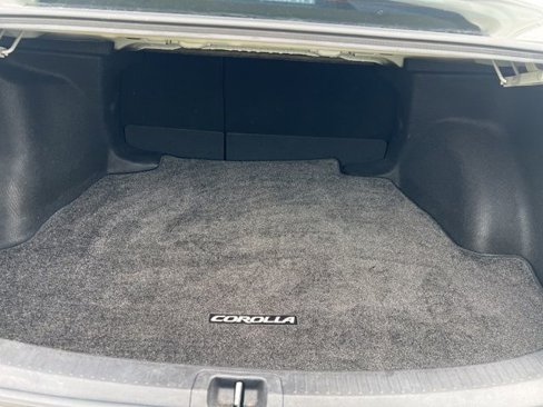 Used 2021 Toyota Corolla SE image 11