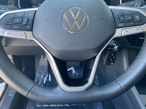 Certified 2024 Volkswagen Jetta S image 17
