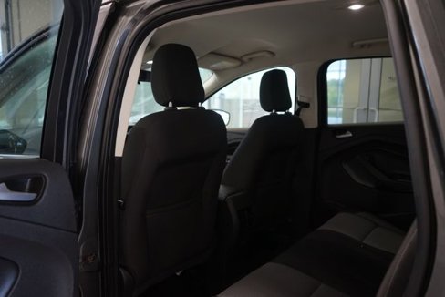 Certified 2019 Ford Escape SE image 28