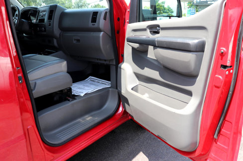 Used 2015 Nissan NV 2500 SV image 15
