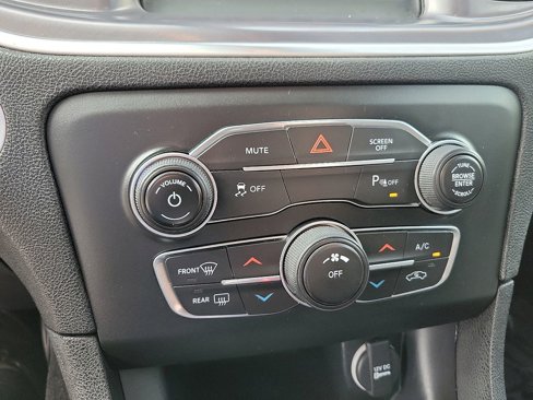 Certified 2020 Dodge Charger SXT w/ Blacktop Package image 14