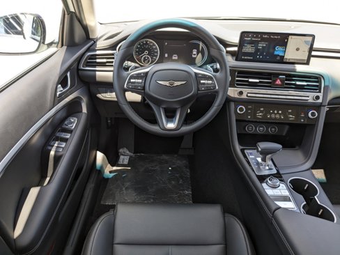 Certified 2025 Genesis G70 2.5T image 11