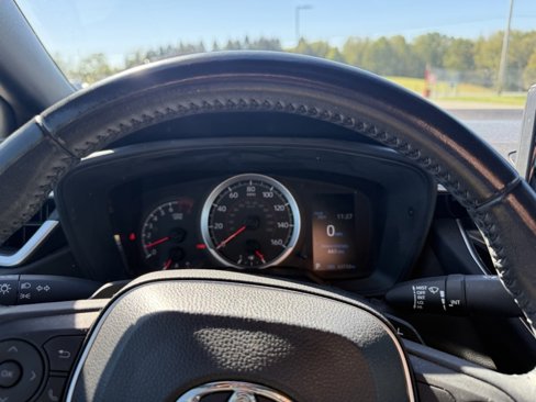 Used 2022 Toyota Corolla SE image 11