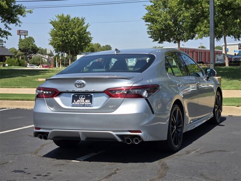Used 2023 Toyota Camry XSE image 7