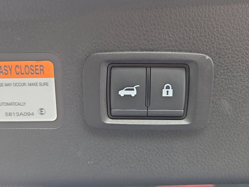 Used 2024 Mitsubishi Eclipse Cross AWD image 39