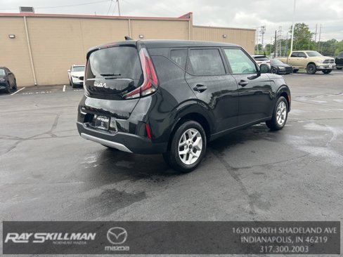 Used 2025 Kia Soul LX w/ LX Technology Package image 8
