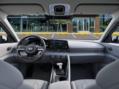 New 2025 Hyundai Elantra SE image 11