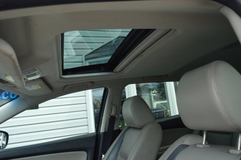 Used 2011 MAZDA CX-9 Grand Touring w/ Moonroof & Bose Audio Pkg image 44