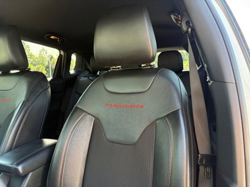 Used 2023 Jeep Compass Trailhawk image 13