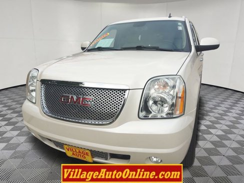 Used 2013 GMC Yukon Denali image 18