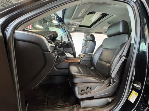 Used 2016 Chevrolet Suburban LTZ image 13